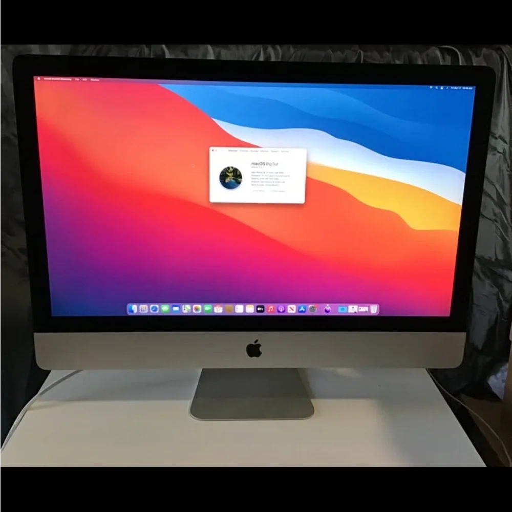 Apple iMac 27-inch Desktop - Silver